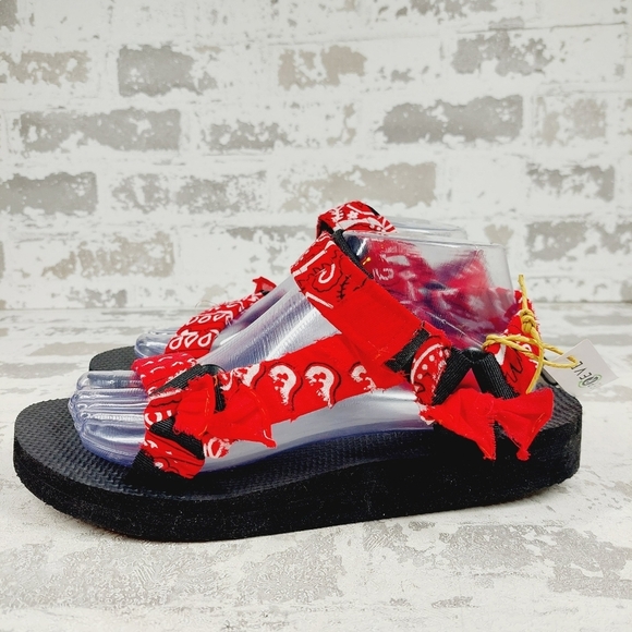 New Arizona Love Trekky bandana-print flat sandals K571 - Picture 1 of 12